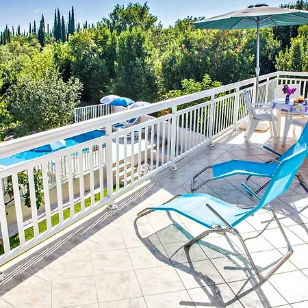 Holiday Peric Vakantiehuis Čilipi