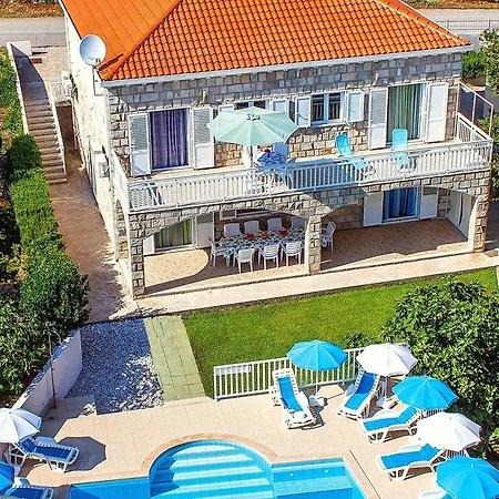بيت للعطل Holiday Peric *